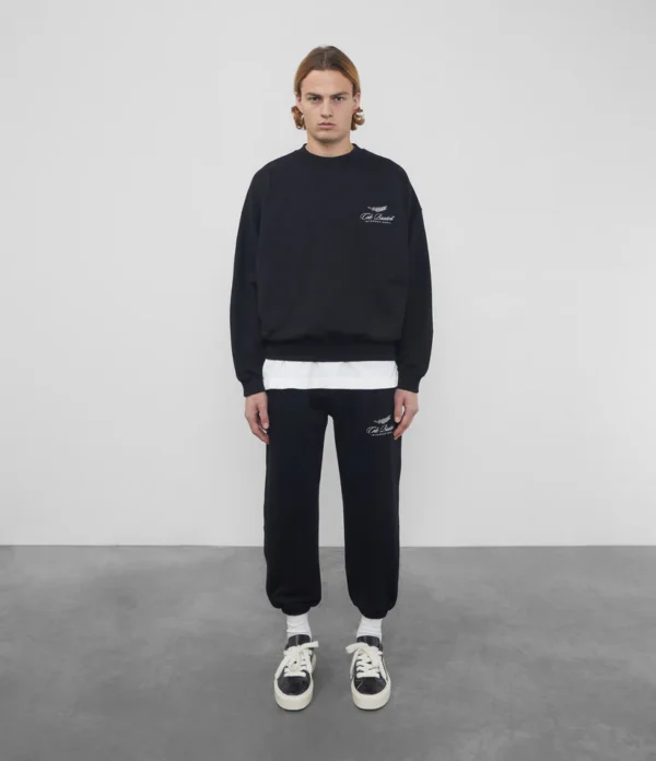 INTERNATIONAL BLACK SWEATSHIRT